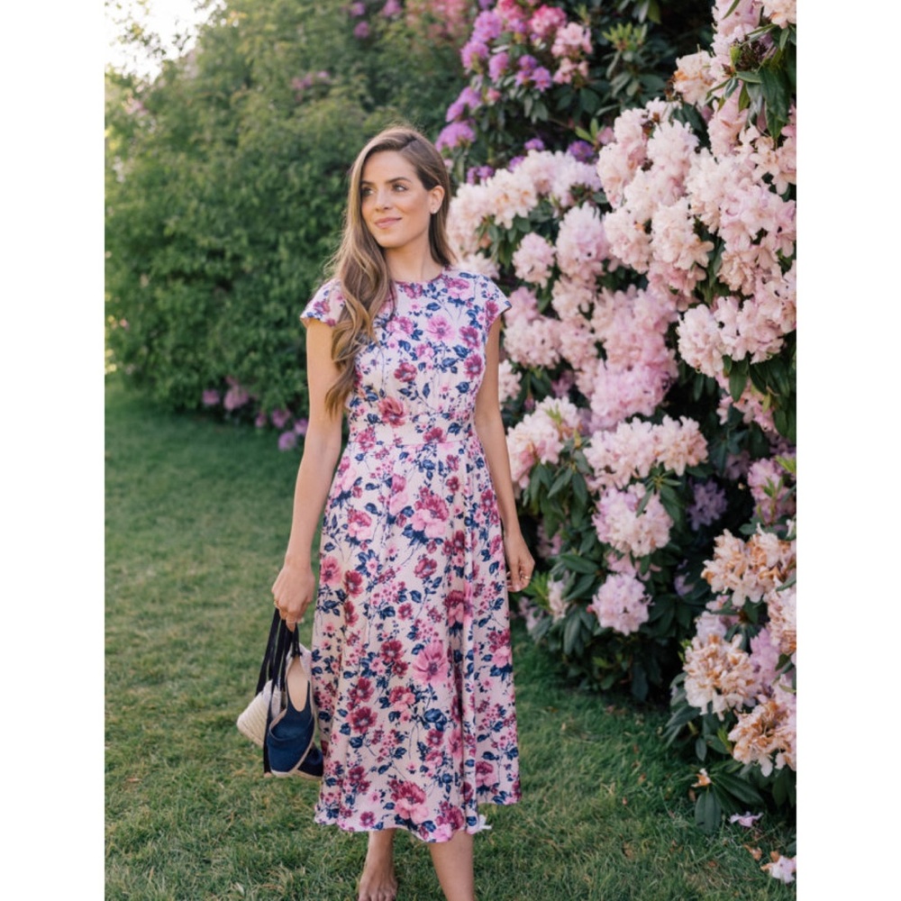 GAL MEETS GLAM Midi Dress